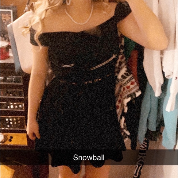 A black off the shoulder dress - Picture 2 of 2